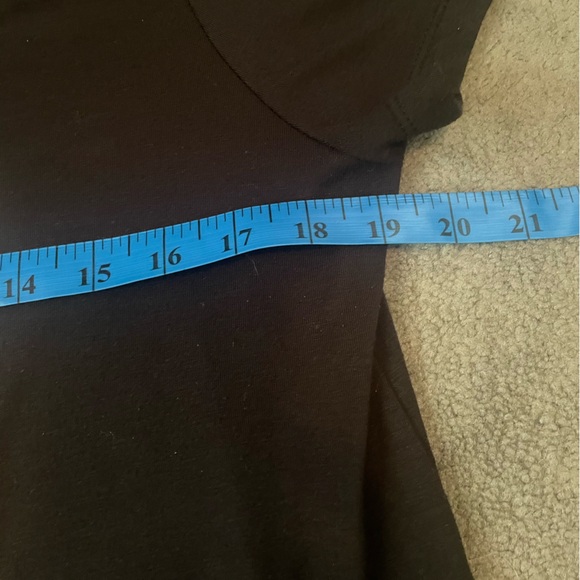 I Need My Space Graphic T-Shirt - Picture 6 of 8